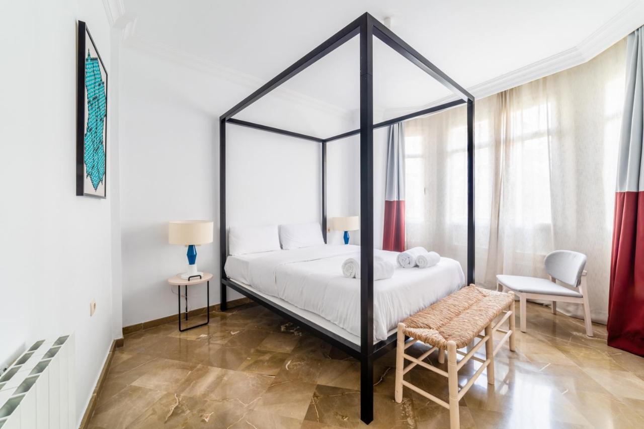 Welcomer Apartments Granada Gran Via Екстериор снимка