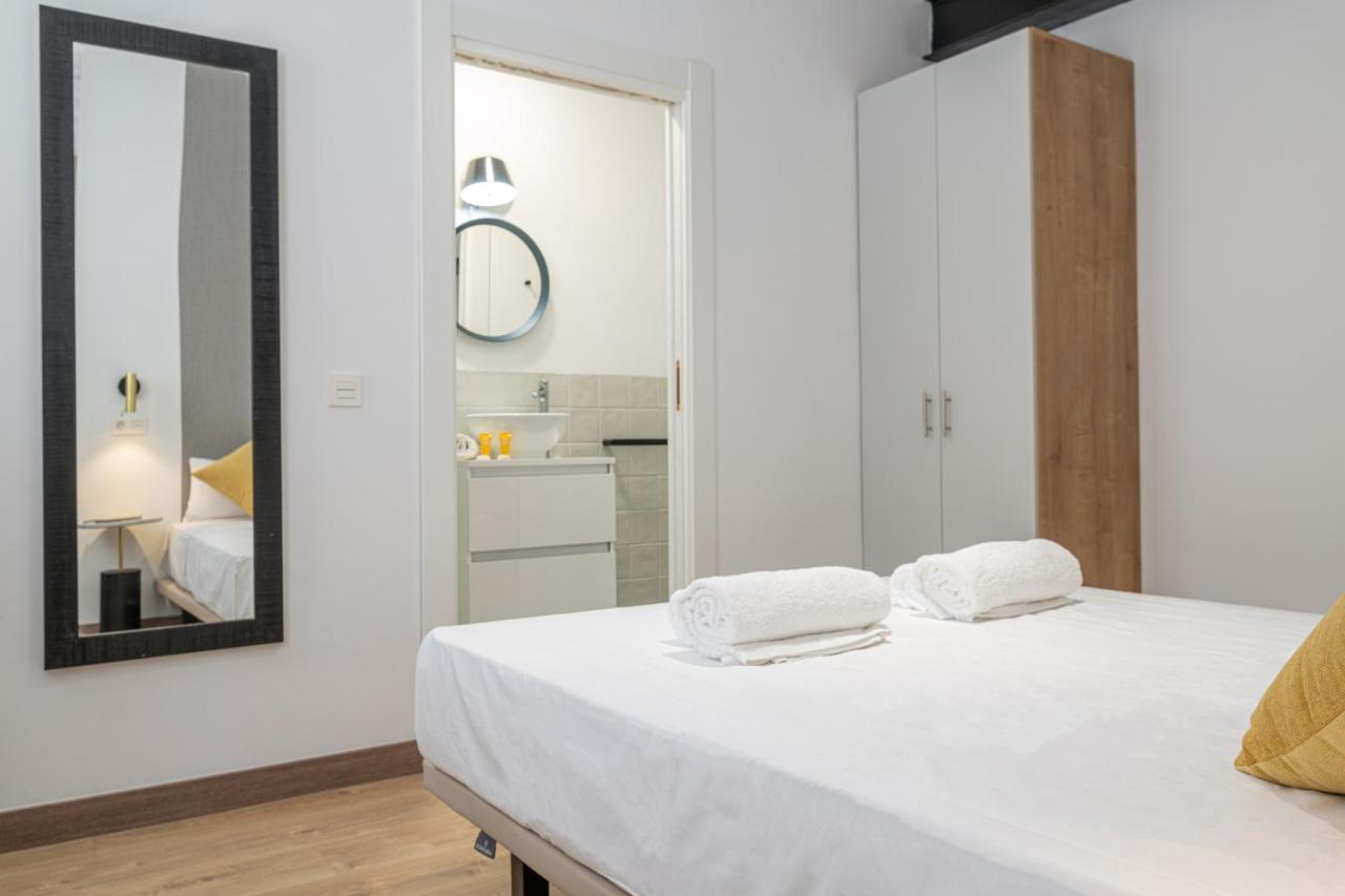Welcomer Apartments Granada Gran Via Екстериор снимка
